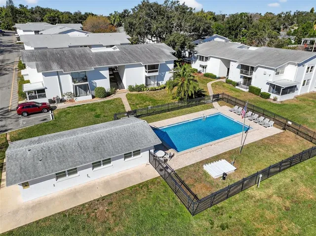 $139,000 | 1550 11th Street Northeast, Unit D7, Winter Haven, FL 33881