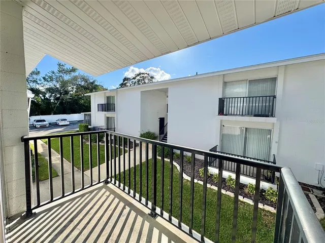 $139,000 | 1550 11th Street Northeast, Unit D7, Winter Haven, FL 33881