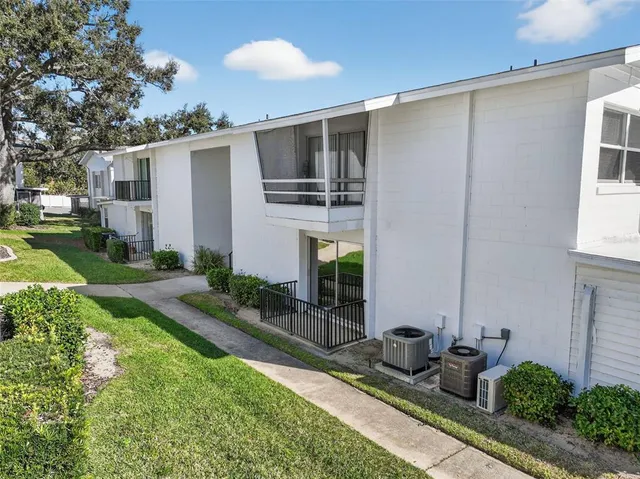 $139,000 | 1550 11th Street Northeast, Unit D7, Winter Haven, FL 33881