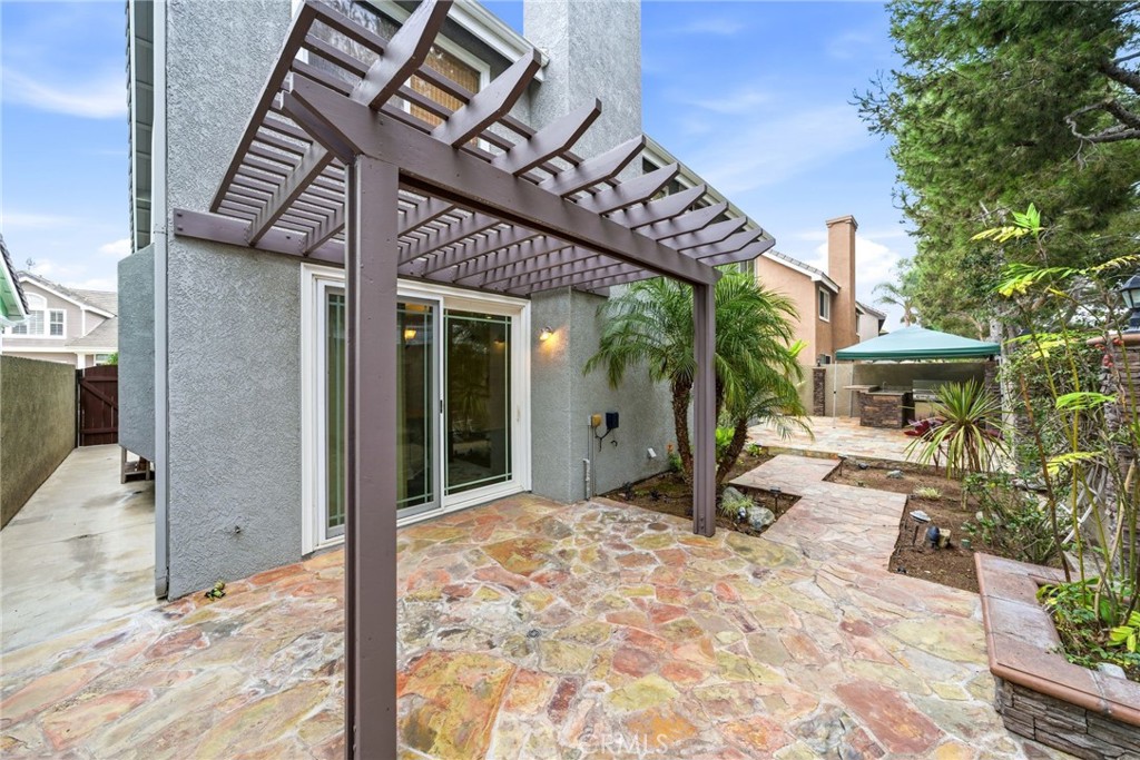 8082 Centerstone Drive Huntington Beach, CA 92646 - Photo 18 of 26