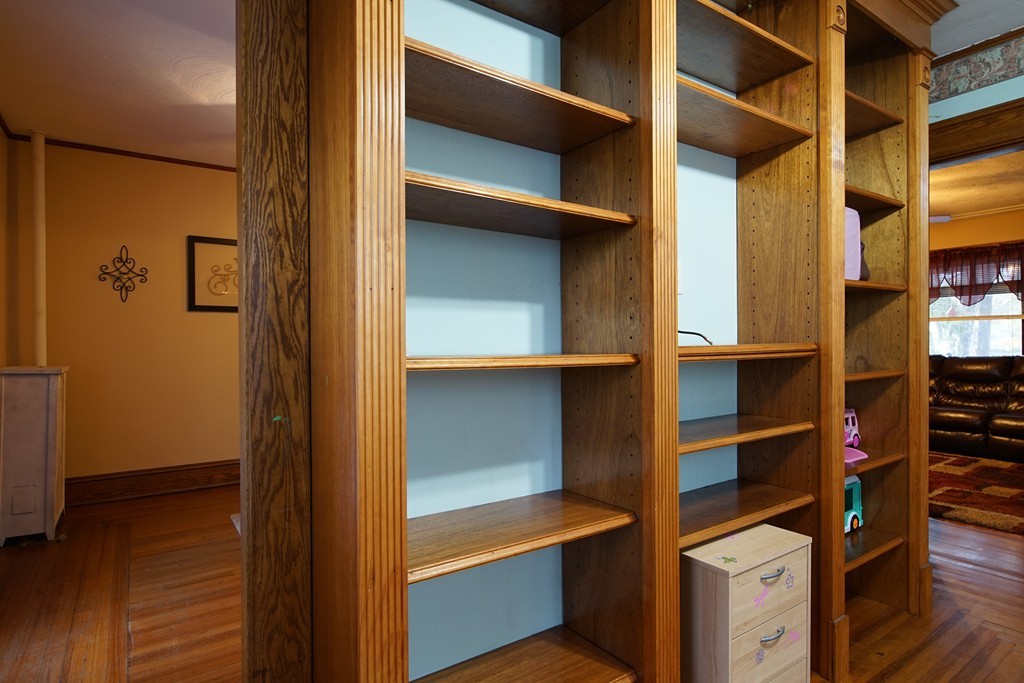 86 Osborne Terrace Springfield, MA 01104 - Photo 16 of 30 a view of walk in closet