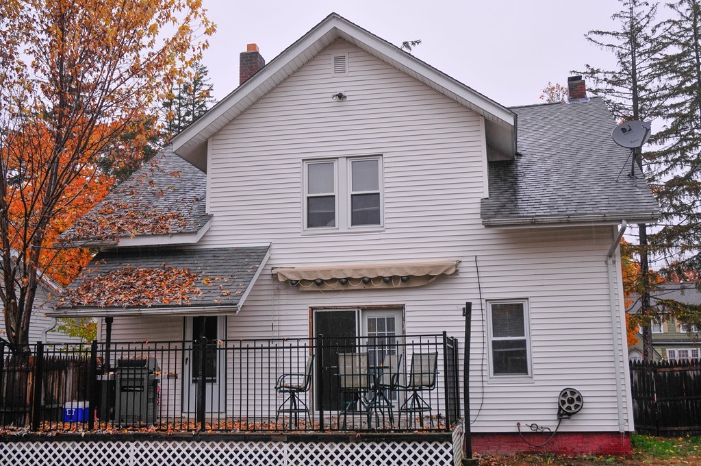 86 Osborne Terrace Springfield, MA 01104 - Photo 27 of 30 a front view of a house with entryway