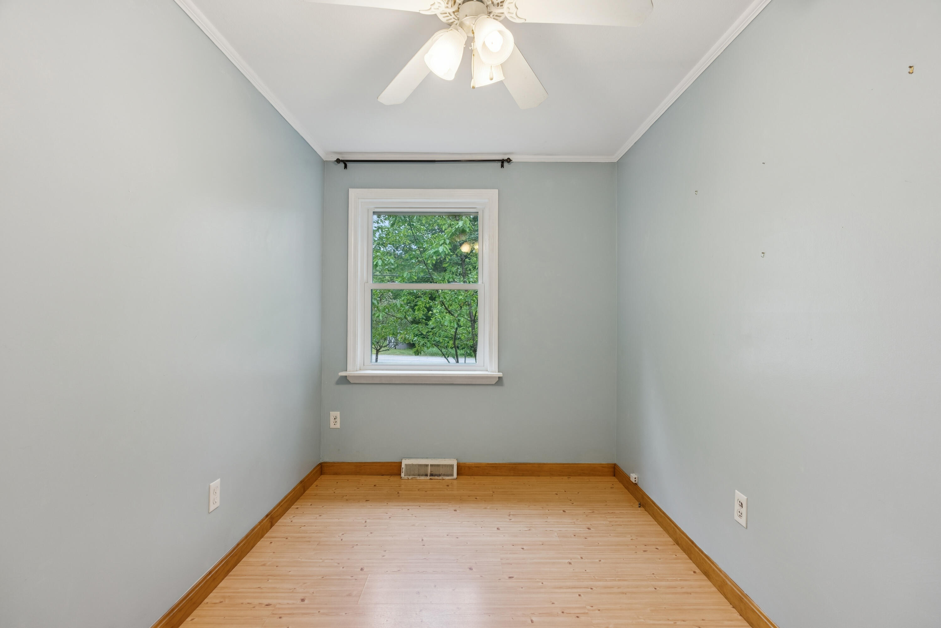 550 Prescott Road Manchester, ME 04351 - Photo 21 of 51 DSC02327