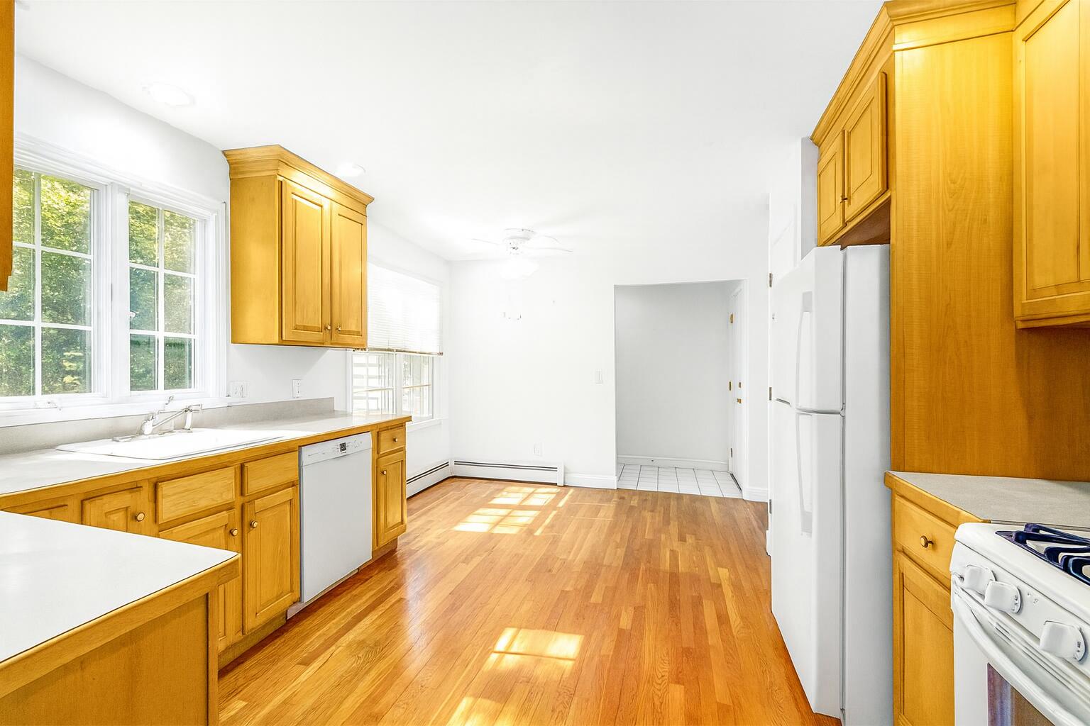 49 Rivers End Road East Falmouth, MA 02536 - Photo 9 of 32 9910