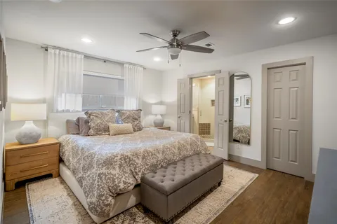 $535,000 | 1911 Stebbins Drive, Houston, TX 77043