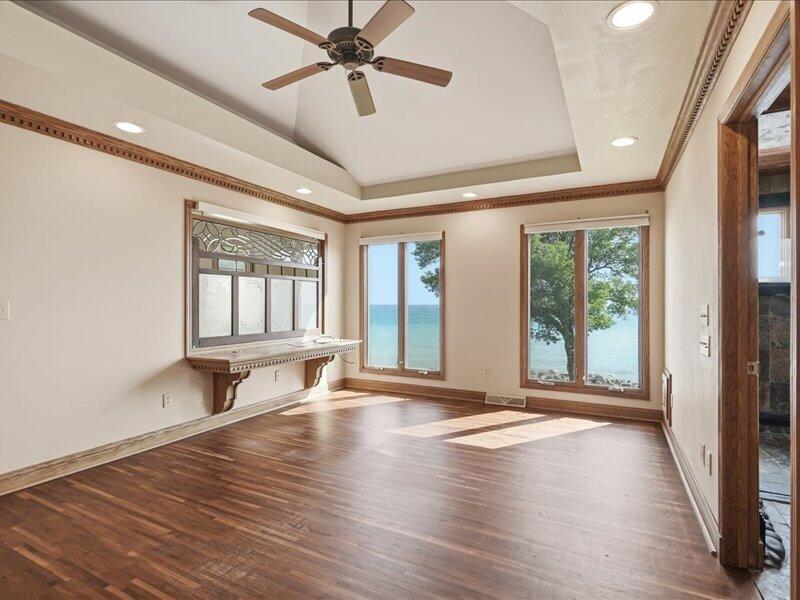 700 Waters Edge Road, Unit 23 Caledonia, WI 53402 - Photo 45 of 60 Upper Bedroom
