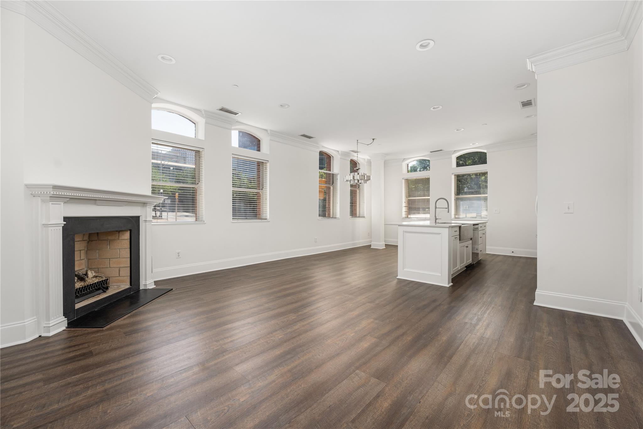 229 North Church Street, Unit 100 Charlotte, NC 28202 - Photo 20 of 48