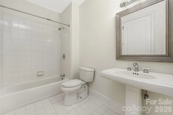 $499,000 | 229 North Church Street, Unit 100, Charlotte, NC 28202