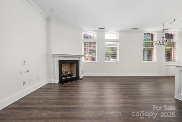 $599,000 | 229 North Church Street, Unit 100, Charlotte, NC 28202