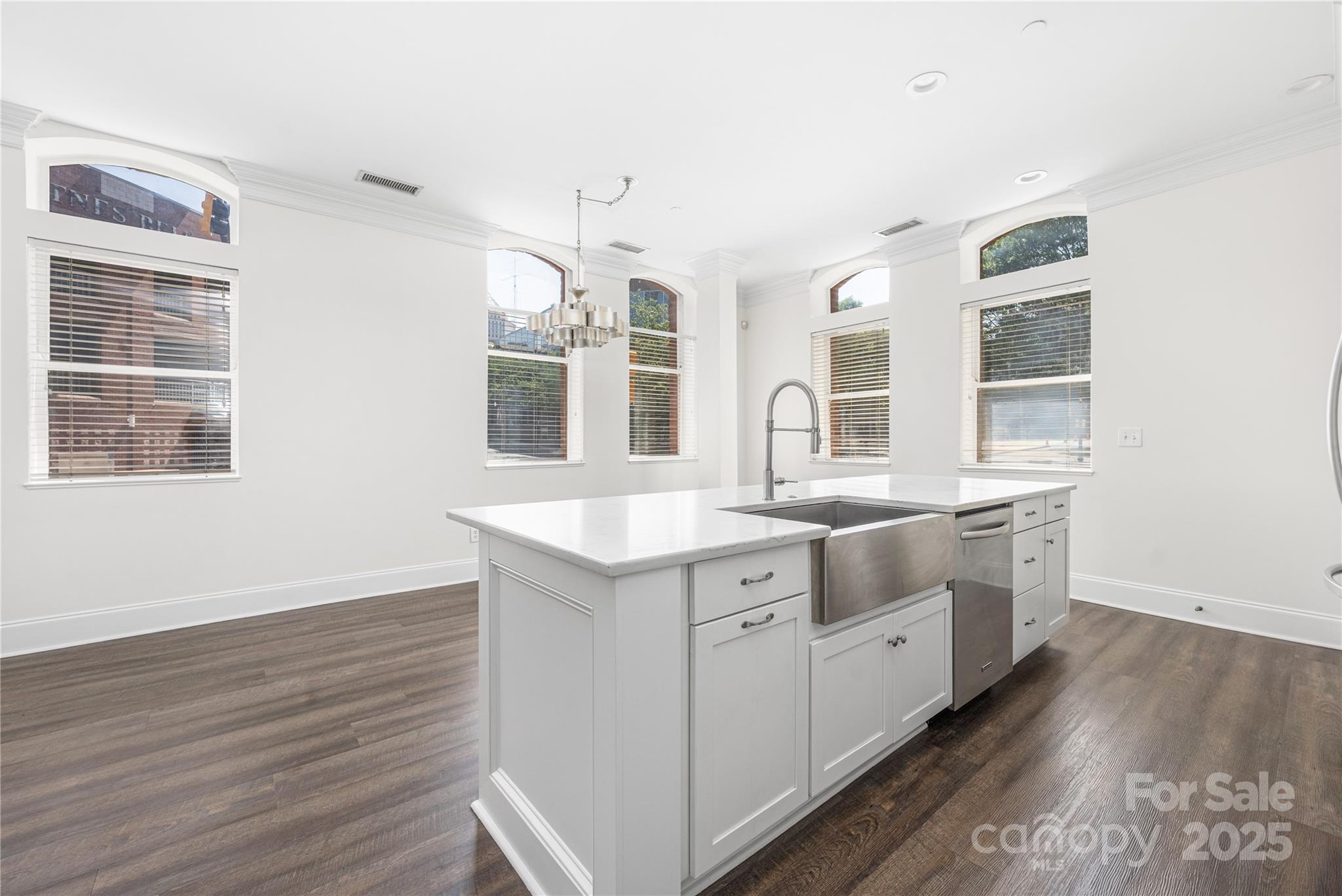 229 North Church Street, Unit 100 Charlotte, NC 28202 - Photo 27 of 48