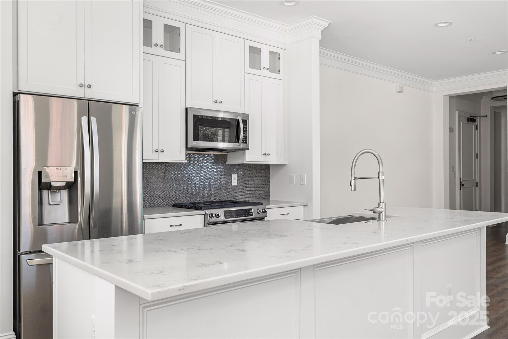 229 North Church Street, Unit 100 Charlotte, NC 28202 - Photo 28 of 48