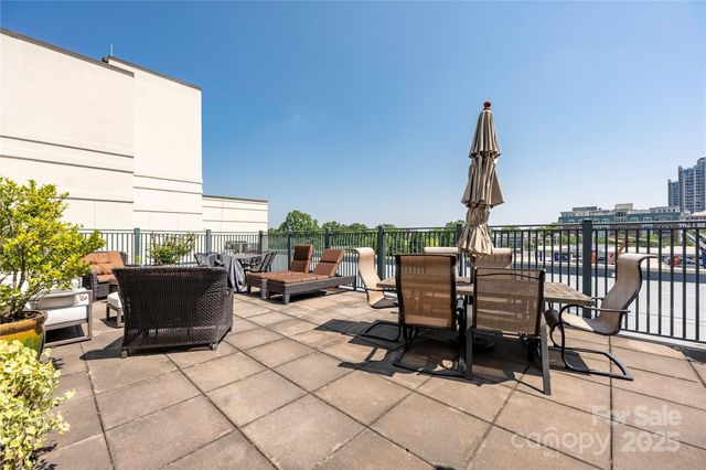 $599,000 | 229 North Church Street, Unit 100, Charlotte, NC 28202