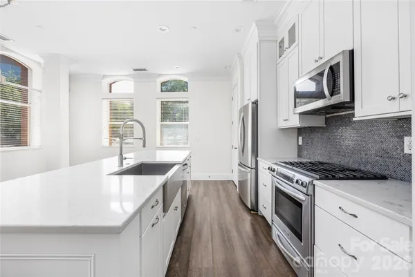 $499,000 | 229 North Church Street, Unit 100, Charlotte, NC 28202
