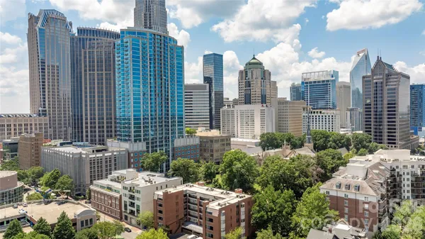$499,000 | 229 North Church Street, Unit 100, Charlotte, NC 28202
