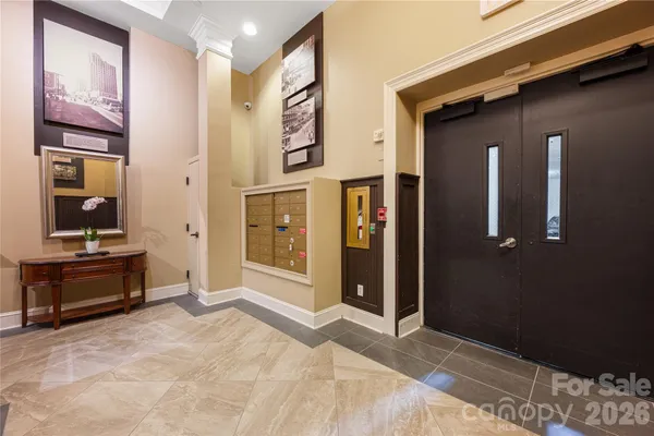 $499,000 | 229 North Church Street, Unit 100, Charlotte, NC 28202