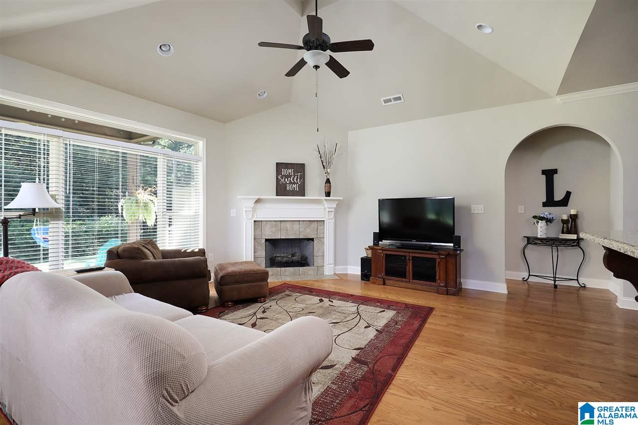 148 Weeping Circle Wilsonville, AL 35186 - Photo 6 of 27