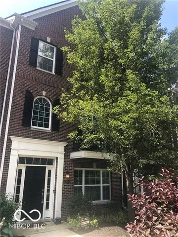 $1,900 | 11705 Chant Lane, Unit 7, Zionsville, IN 46077