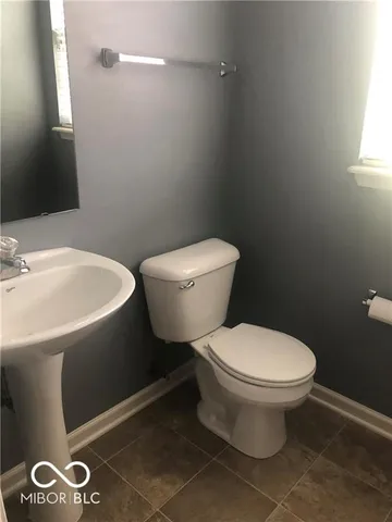 $1,900 | 11705 Chant Lane, Unit 7, Zionsville, IN 46077