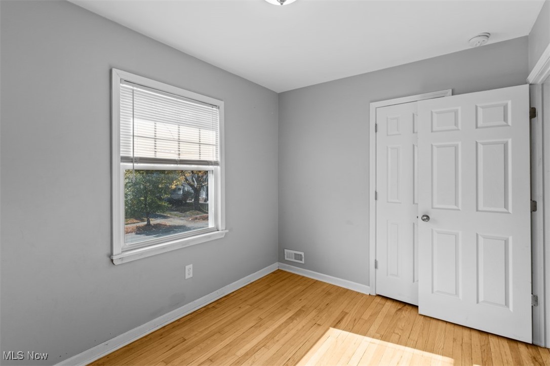 3833 Montevista Road Cleveland, OH 44121 - Photo 33 of 44