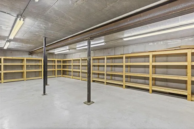 $1,650,000 | 1548 North 800 Road, Baldwin City, KS 66006