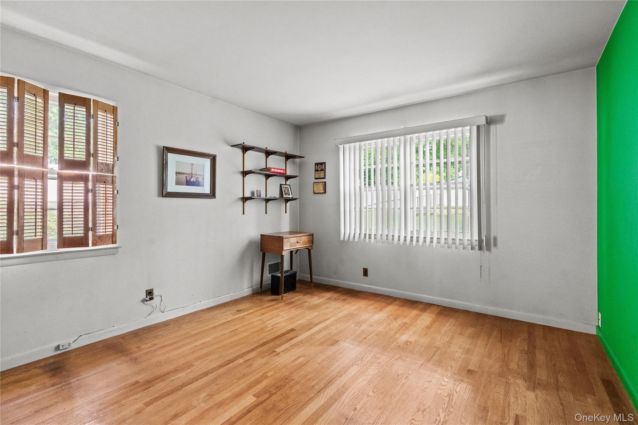 11 Dearborn Street New Rochelle, NY 10801 - Photo 25 of 30 Bedroom 3