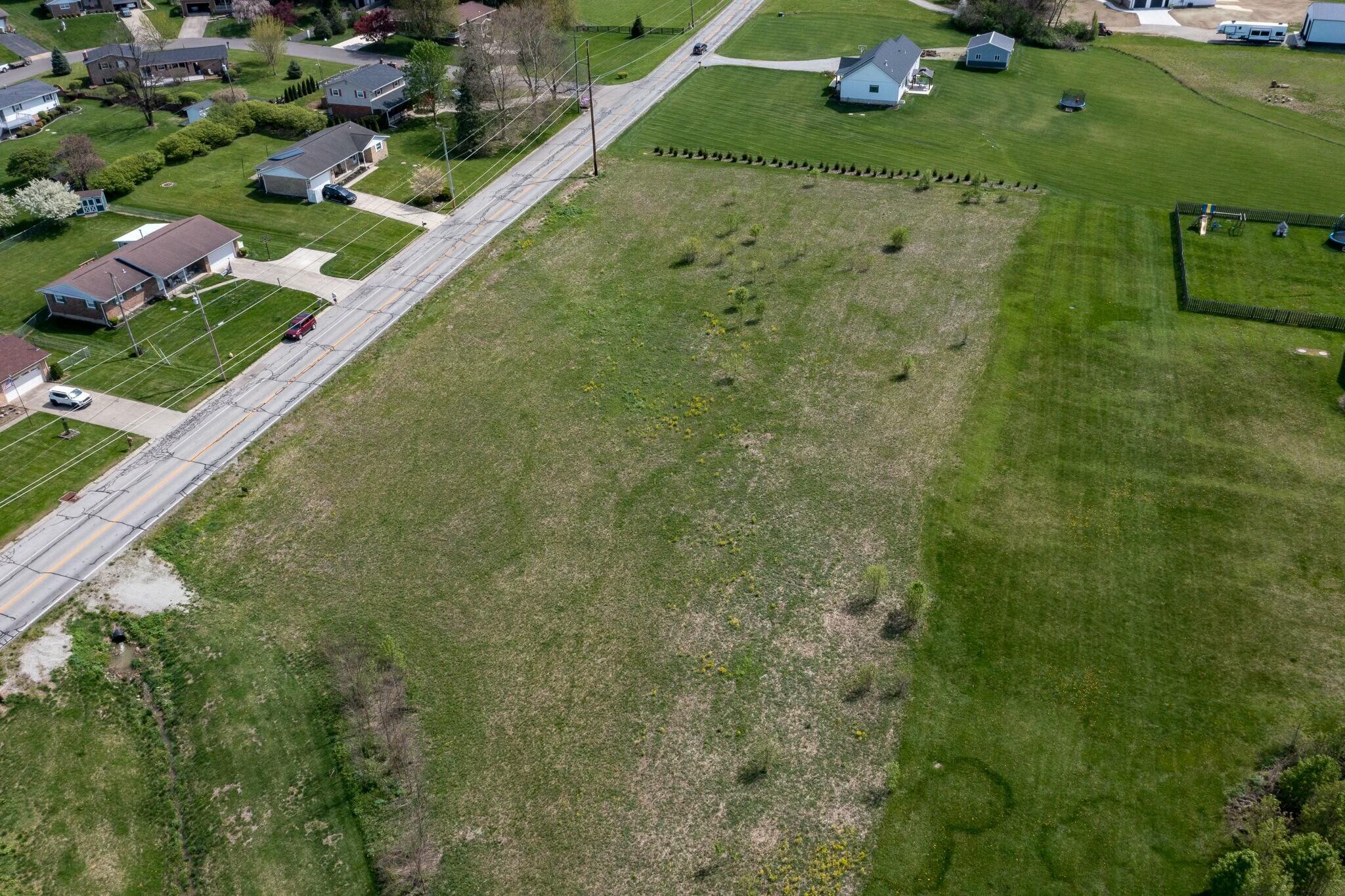 555 Tuttle Road Springfield, OH 45505 - Photo 6 of 12