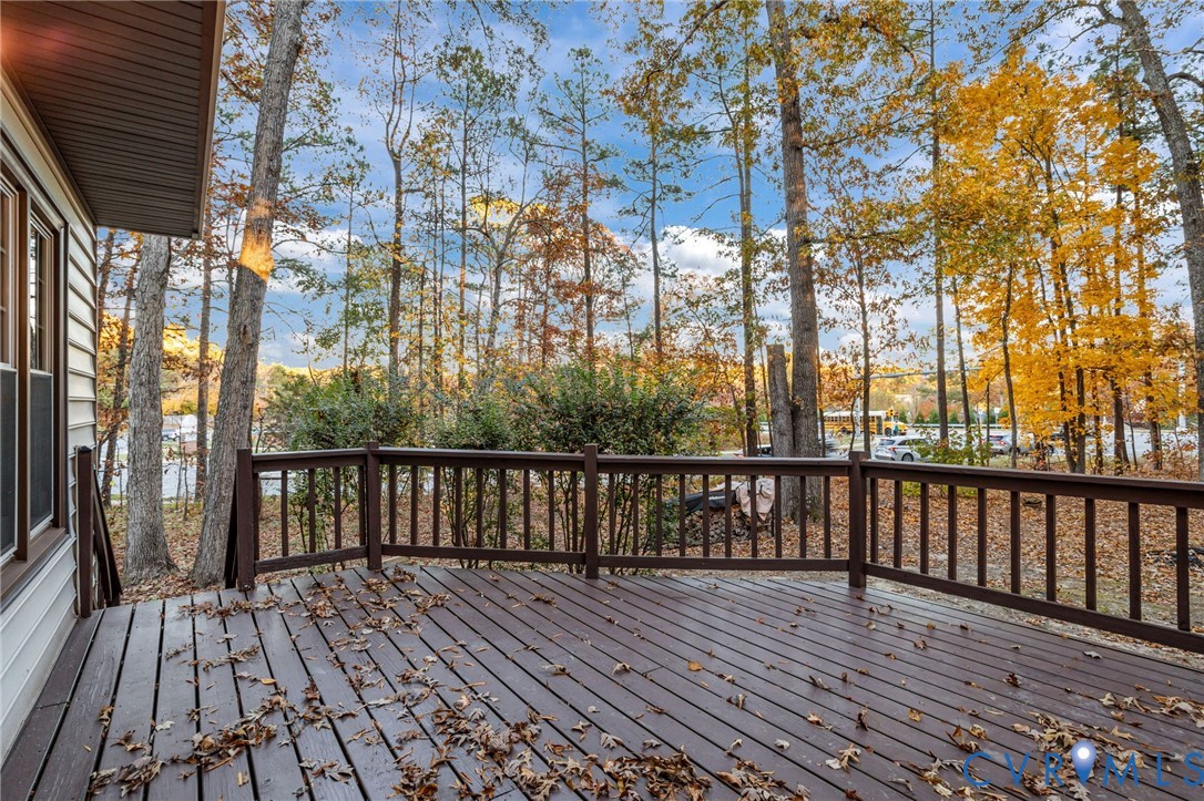 12601 Cottage Mill Road Midlothian, VA 23114 - Photo 8 of 50 a view of balcony with wooden floor