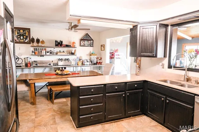 $699,900 | 7205 Highway 100, Washington, MO 63090