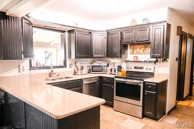 $699,900 | 7205 Highway 100, Washington, MO 63090