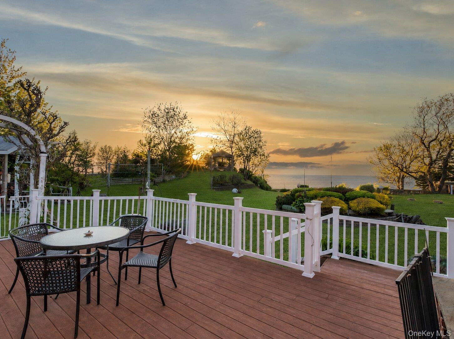 995 Red Fox Road Mattituck, NY 11952 - Photo 11 of 45 Gallery Image 11