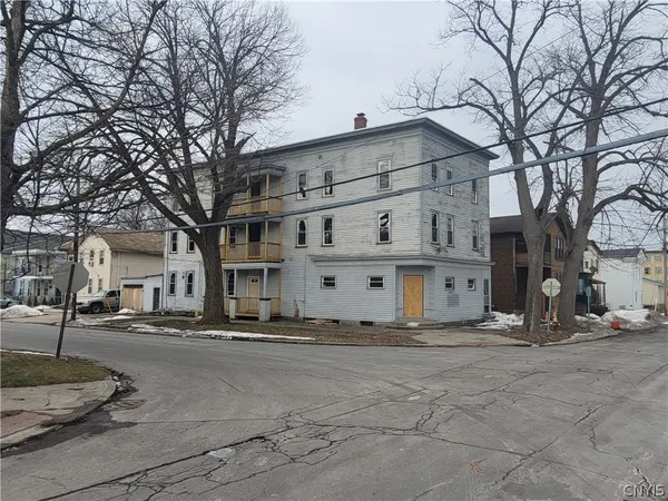 $160,000 | 314 Nichols Street, Utica, NY 13501