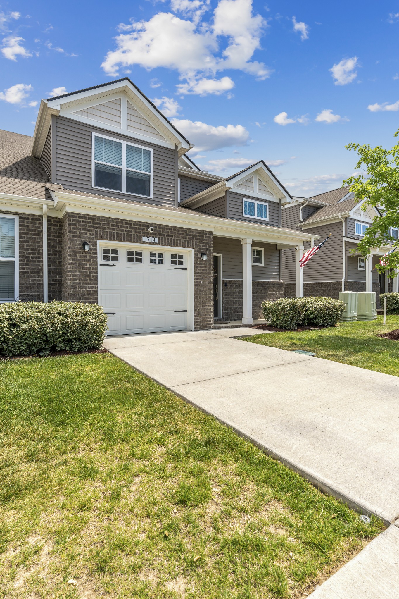 719 Mickelson Way Lebanon, TN 37087 - Photo 2 of 49
