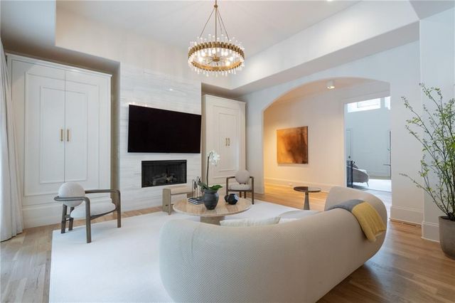 $5,995,000 | 1191 West Conway Drive Northwest, Atlanta, GA 30327