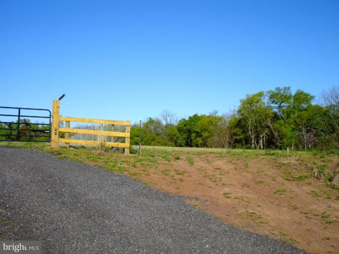 1 Stevensburg Road Culpeper, VA 22701 - Photo 8 of 11 Shared driveway entrance - property to right
