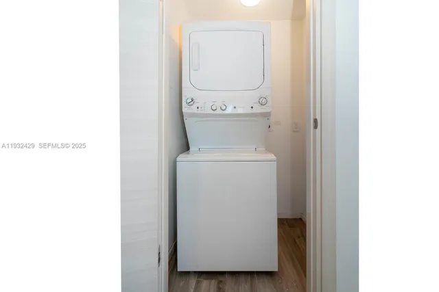 $7,600 | 801 South Miami Avenue, Unit 1409, Miami, FL 33131