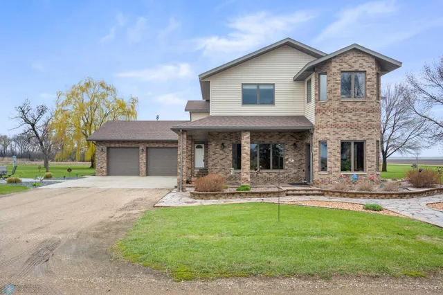 $1,200,000 | 6435 172nd Avenue Southeast, Colfax, ND 58018