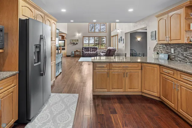 $1,200,000 | 6435 172nd Avenue Southeast, Colfax, ND 58018