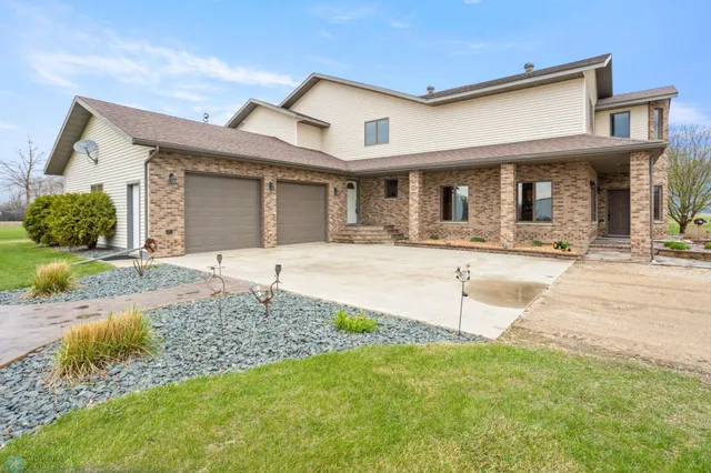 $1,200,000 | 6435 172nd Avenue Southeast, Colfax, ND 58018