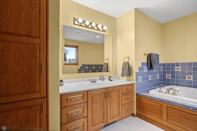 $1,200,000 | 6435 172nd Avenue Southeast, Colfax, ND 58018