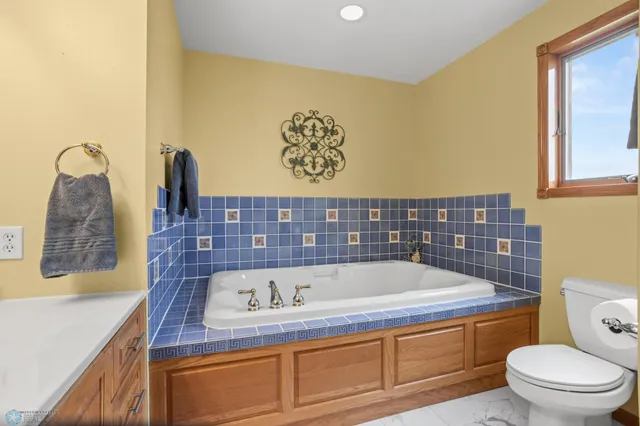 $1,200,000 | 6435 172nd Avenue Southeast, Colfax, ND 58018