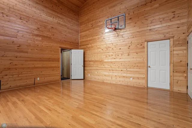 $1,200,000 | 6435 172nd Avenue Southeast, Colfax, ND 58018