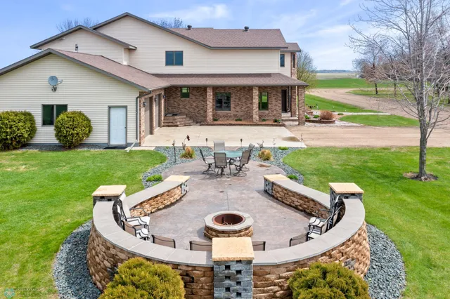 $1,200,000 | 6435 172nd Avenue Southeast, Colfax, ND 58018