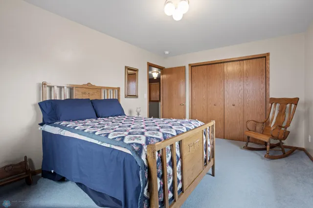 $1,200,000 | 6435 172nd Avenue Southeast, Colfax, ND 58018