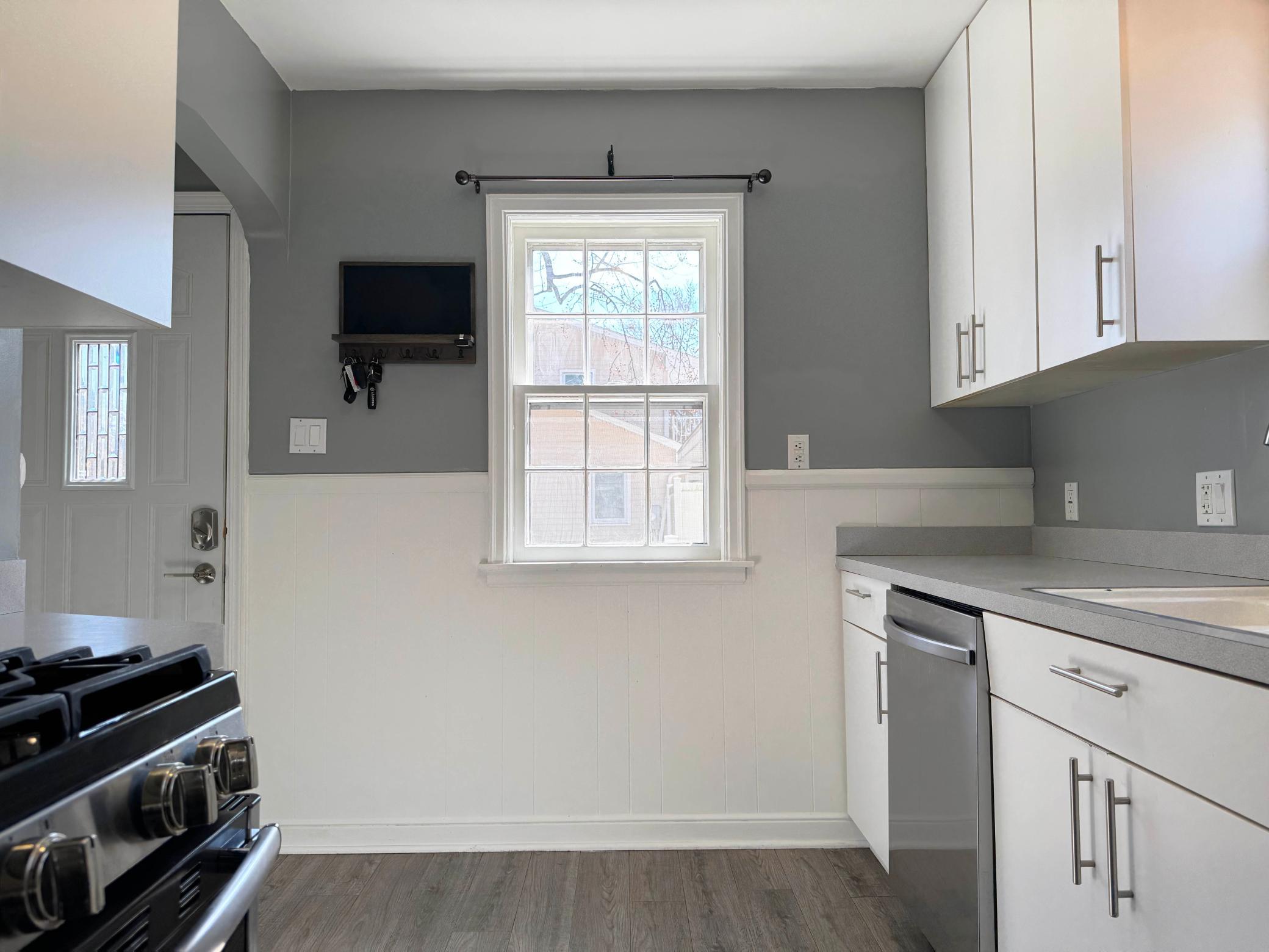 8032 Sunnyside Road Mounds View, MN 55112 - Photo 13 of 75