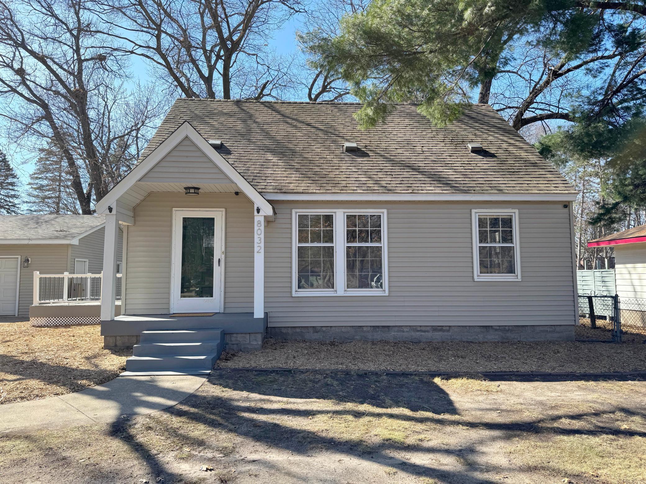 8032 Sunnyside Road Mounds View, MN 55112 - Photo 3 of 75
