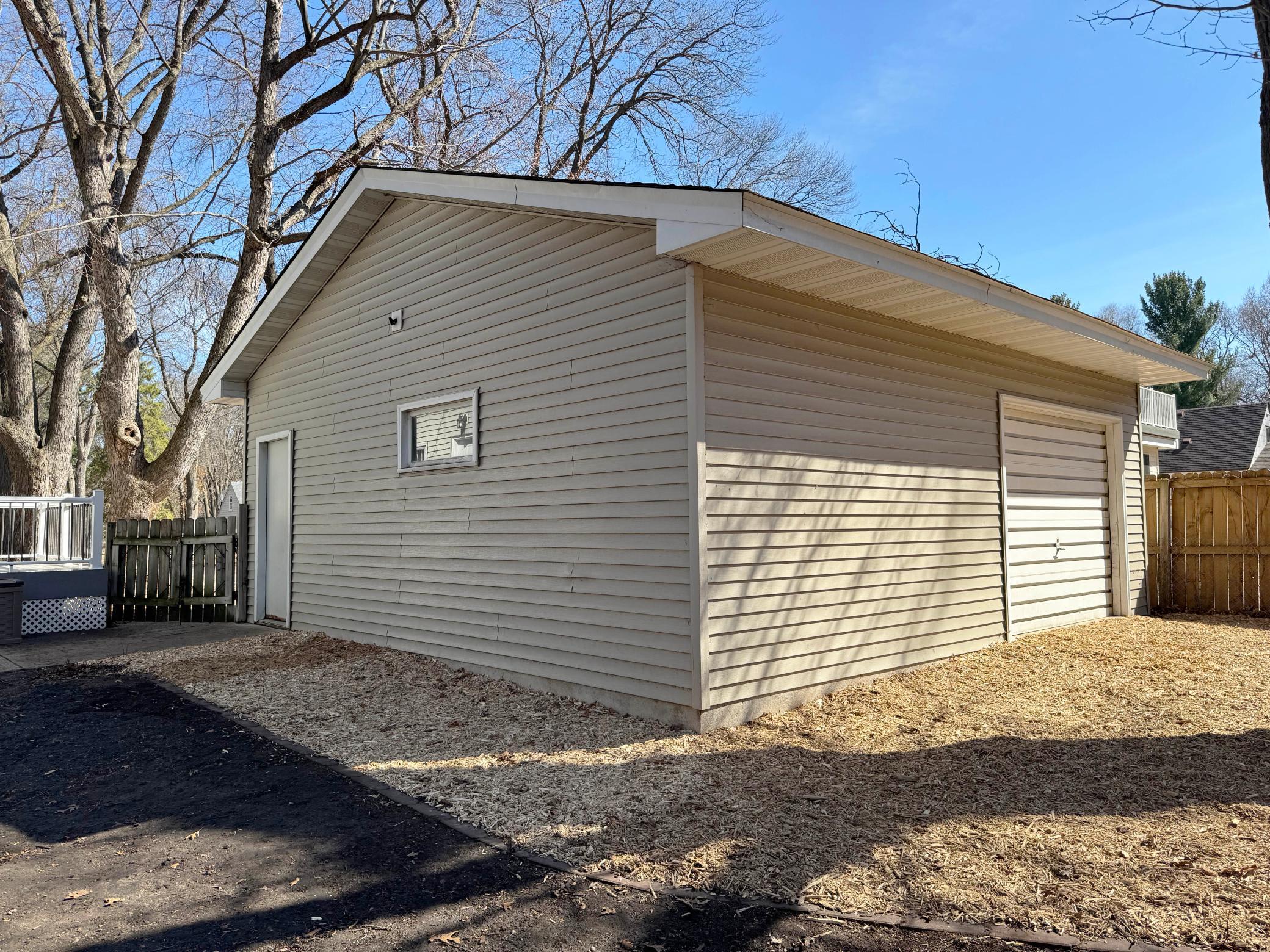 8032 Sunnyside Road Mounds View, MN 55112 - Photo 46 of 75