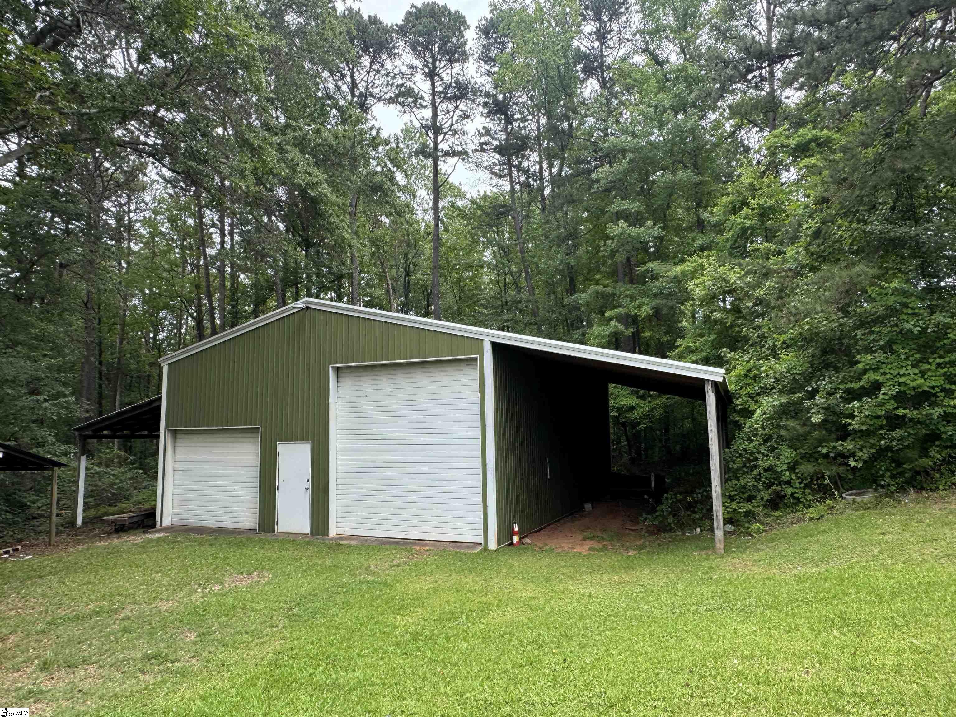 701 North Rutherford Road Greer, SC 29651 - Photo 18 of 27
