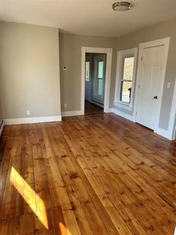 $2,250 | 449 West River Road, Unit 1, Hooksett, NH 03106