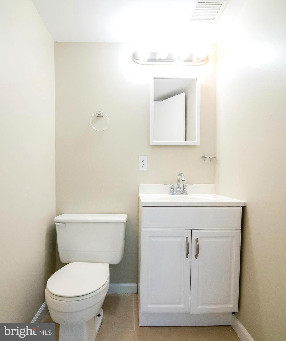 1919 Potomac Road Edgewater, MD 21037 - Photo 14 of 25 Bath