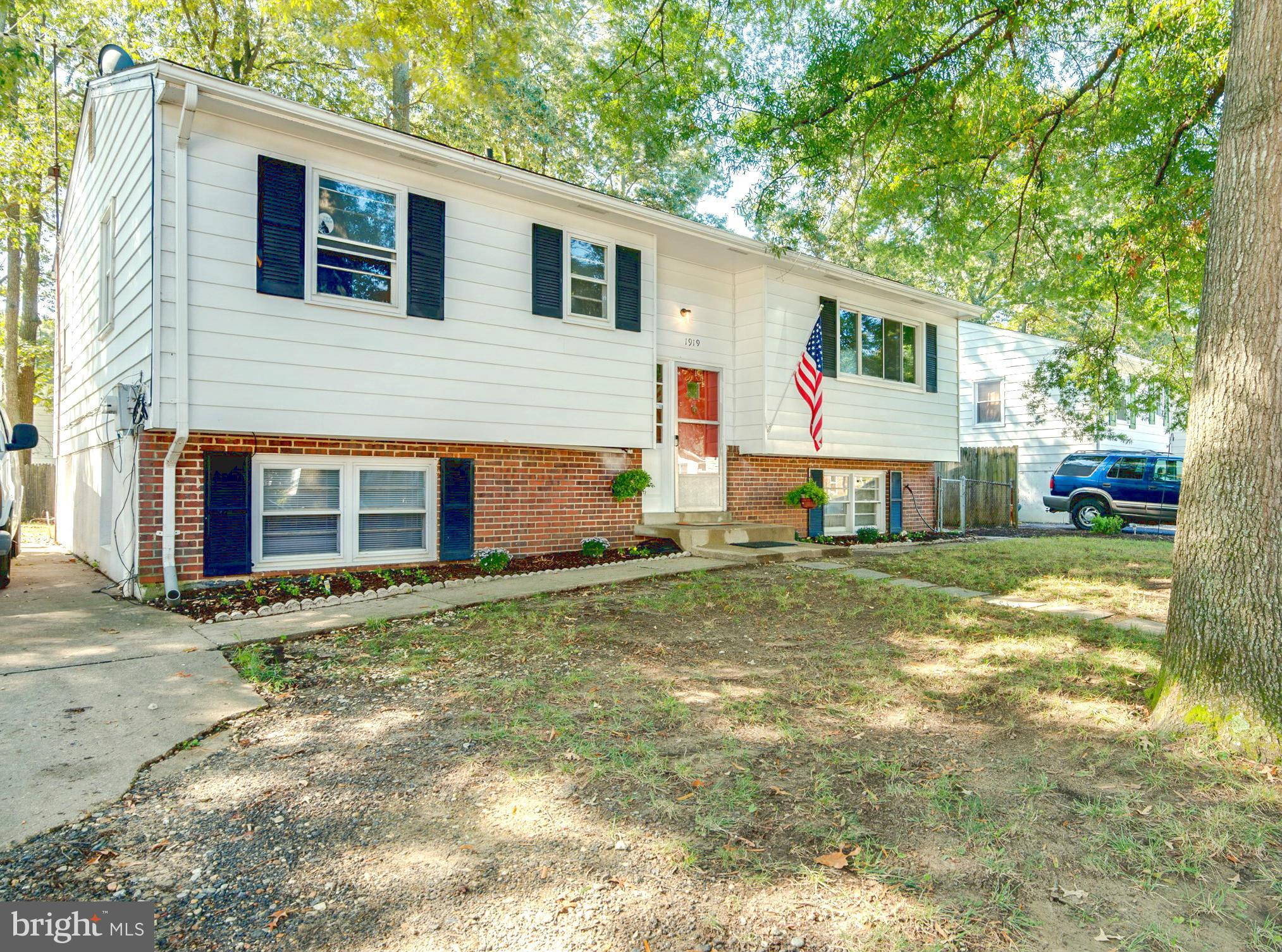 1919 Potomac Road Edgewater, MD 21037 - Photo 19 of 25 Exterior (Front)